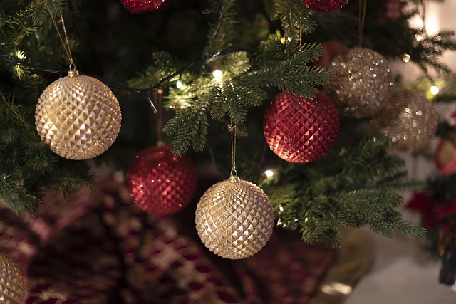 Seasonal Décor Swaps: From Spring Fresh to Winter Cozy Seasonal Décor Swaps: From Spring Fresh to Winter Cozy-Usa Home Guide