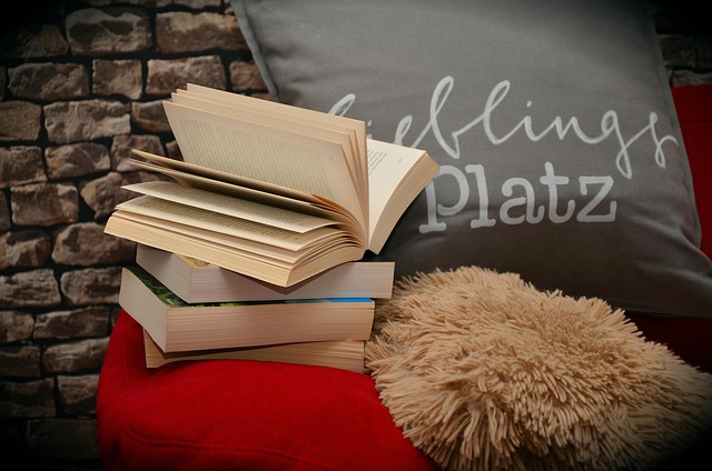 Cozy Reading Nooks: Space, Lighting & Storage Tips-Usa Home Guide