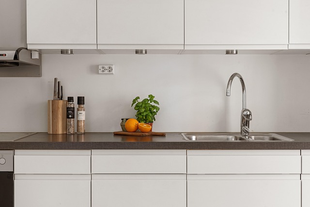 25+ Hardware for White Cabinets (PULLS & KNOBS) 25+ Hardware for White Cabinets (PULLS & KNOBS)-Usa Home Guide